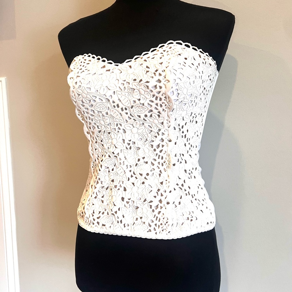 Vintage French Elegant White Lace 3D Strapless Bustier